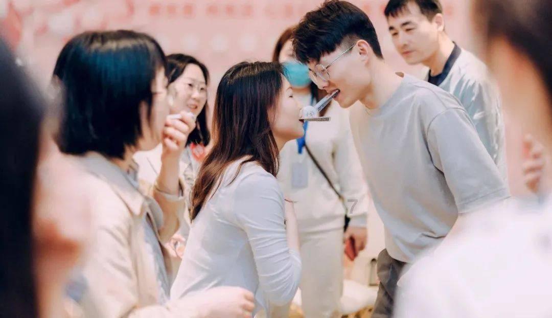无人的神秘村